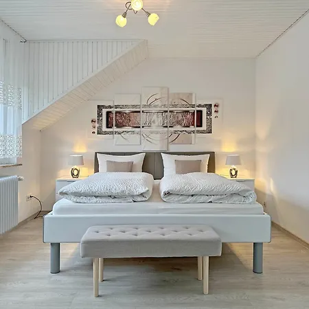 Gast Und Weinhof Beim Schneemann Hotel Valwig Exterior photo
