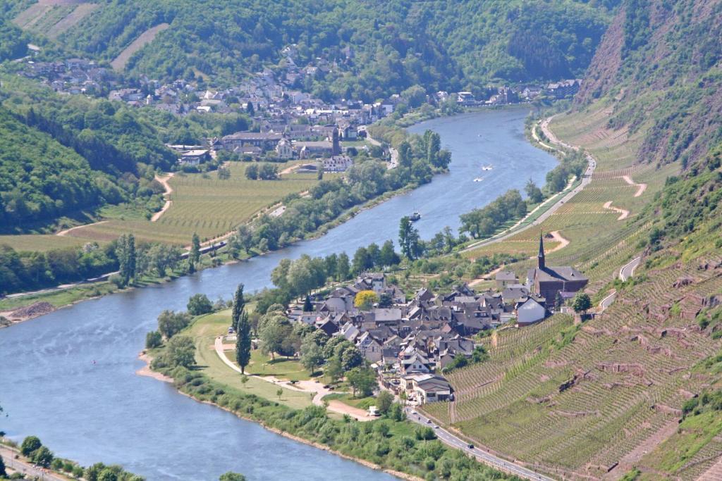 Gasthof Gast Und Weinhof Beim Schneemann Valwig